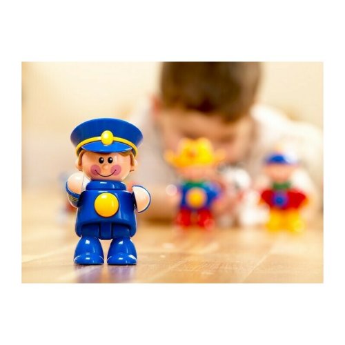 Tolo toys - figurina baietel capitan , first friends