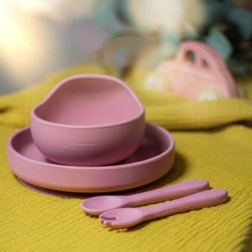 Petite&mars Set de hranire petitemars cu farfurie bol si tacamuri din silicon fara bfa roz